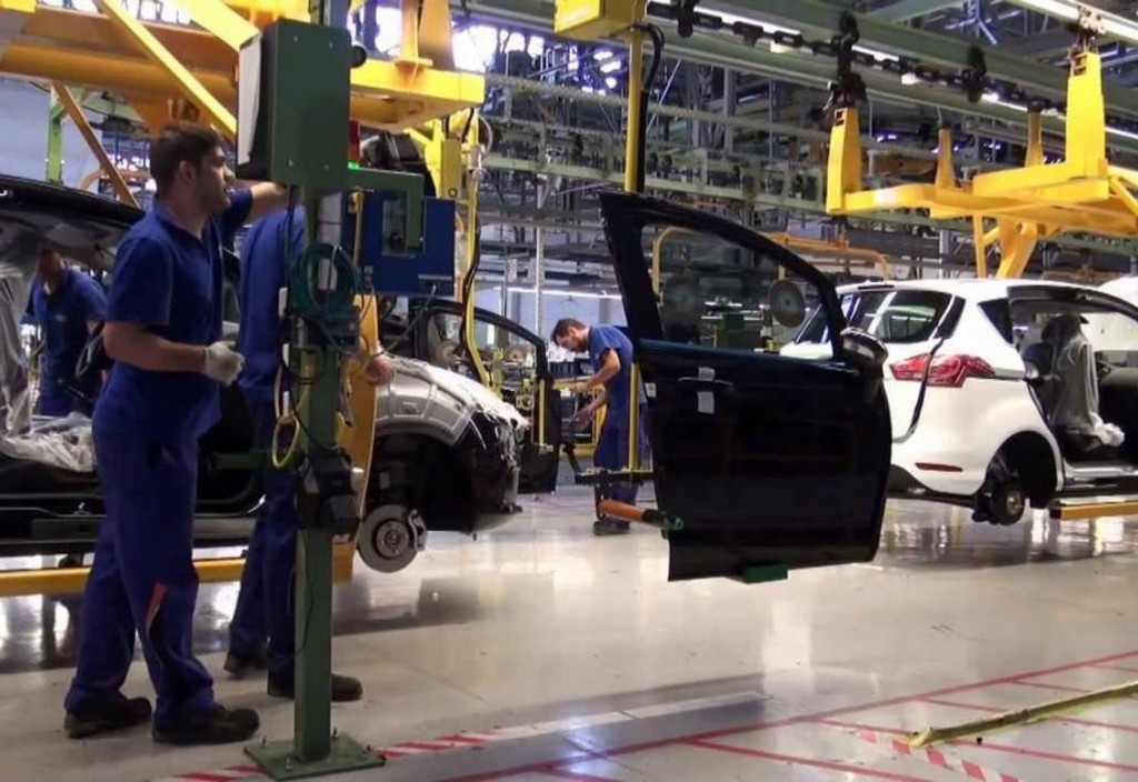 Ford-Craiova-Plant-001-1152x648 ford fabrica craiova