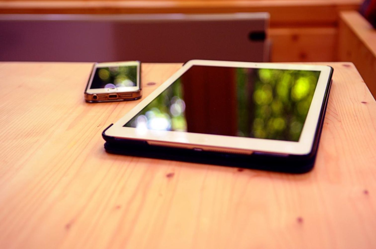 iphone, ipad, tablet