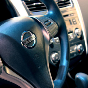 nissan-car-automobile-stockpack-pixabay.jpg nissan, mașina