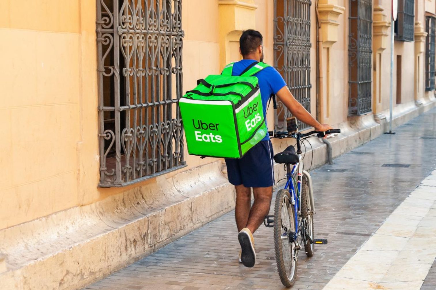 uber eats, delivery, courier