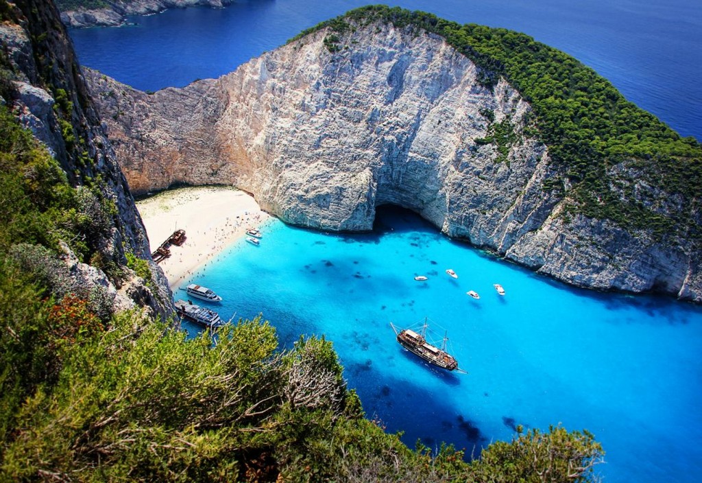 zakynthos-greece-shipwreck-stockpack-pixabay.jpg zakynthos, greece, shipwreck