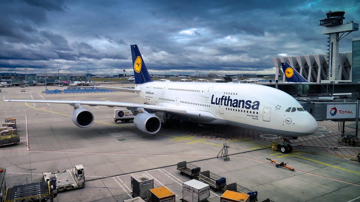 airbus-a380-aircraft-stockpack-pixabay.jpg airbus, a380, aircraft