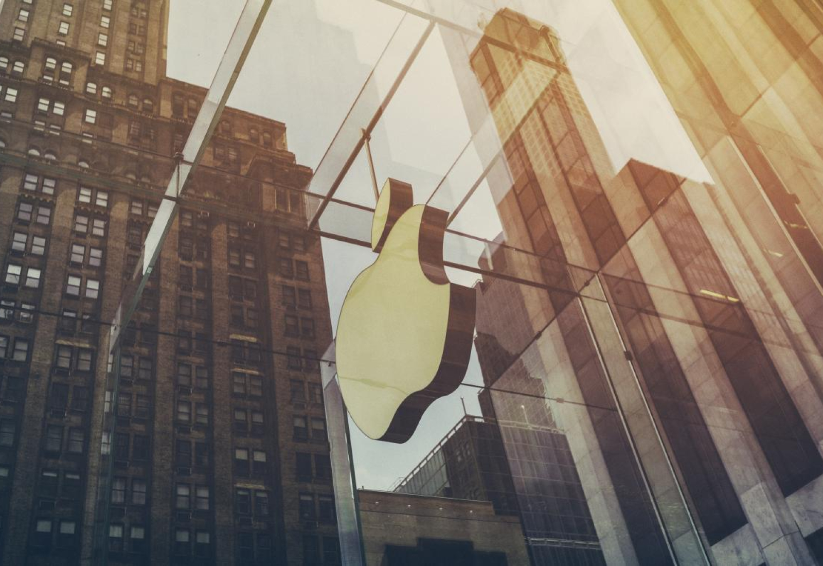 apple-company-building-stockpack-pixabay.jpg apple, company, building