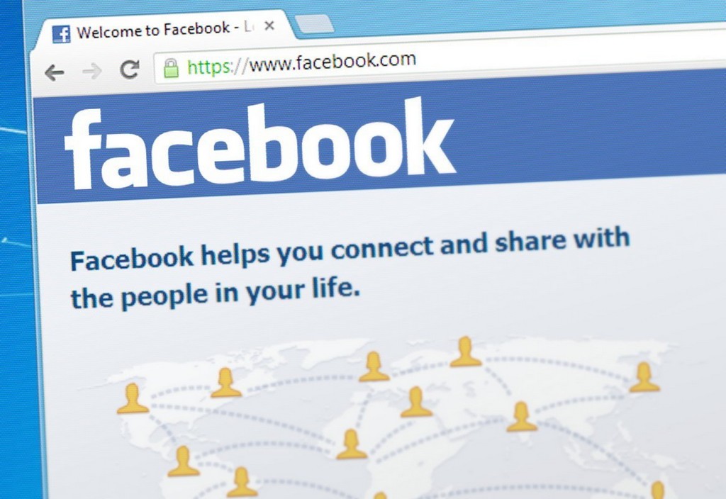 facebook-connection-social-stockpack-pixabay.png facebook, connection, social