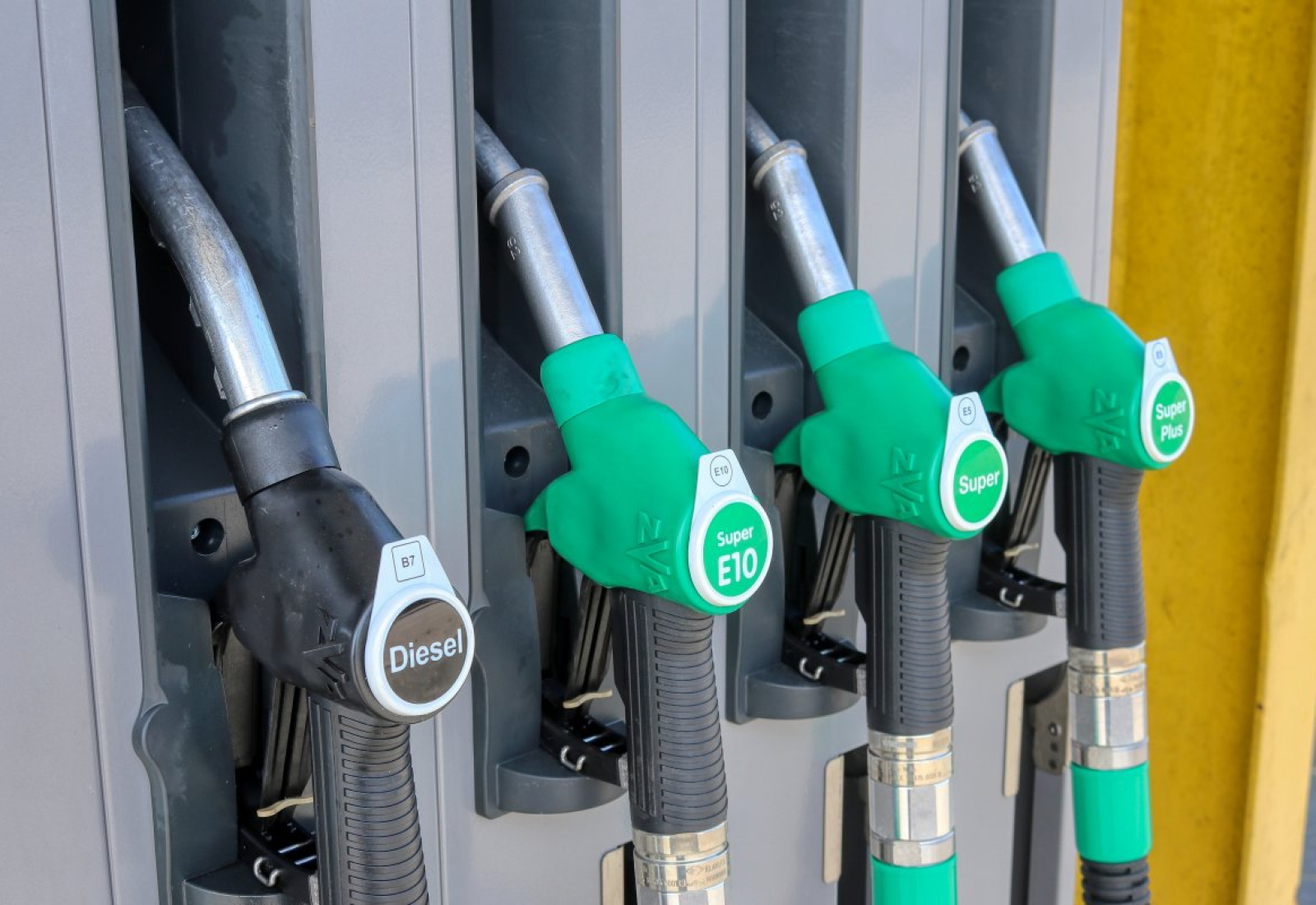 petrol stations, gas pump, refuel