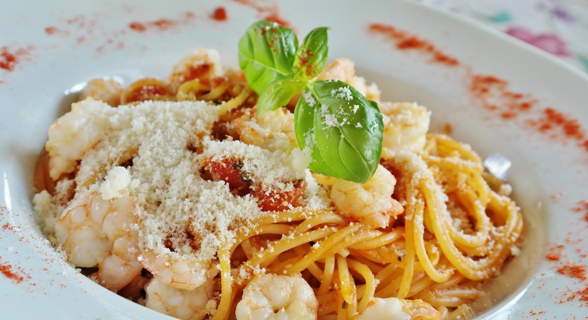 spaghetti-noodles-tomatoes-stockpack-pixabay.jpg spaghetti, noodles, tomatoes