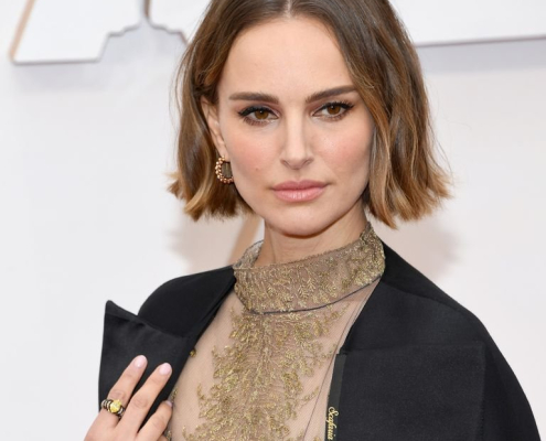 natalie-portman-attends-the-92nd-annual-academy-awards-at-news-photo-1581294708 (1) Natalie Portman Attends The 92nd Annual Academy Awards At News Photo 1581294708 (1)