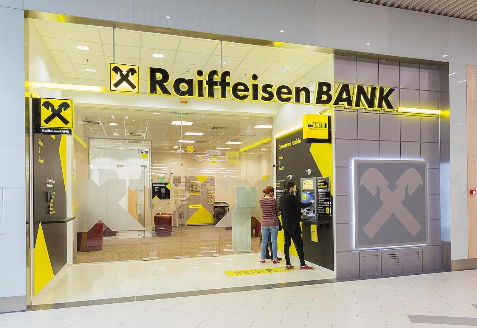 raiffeisen_bank_-_shutterstock Raiffeisen Bank Shutterstock