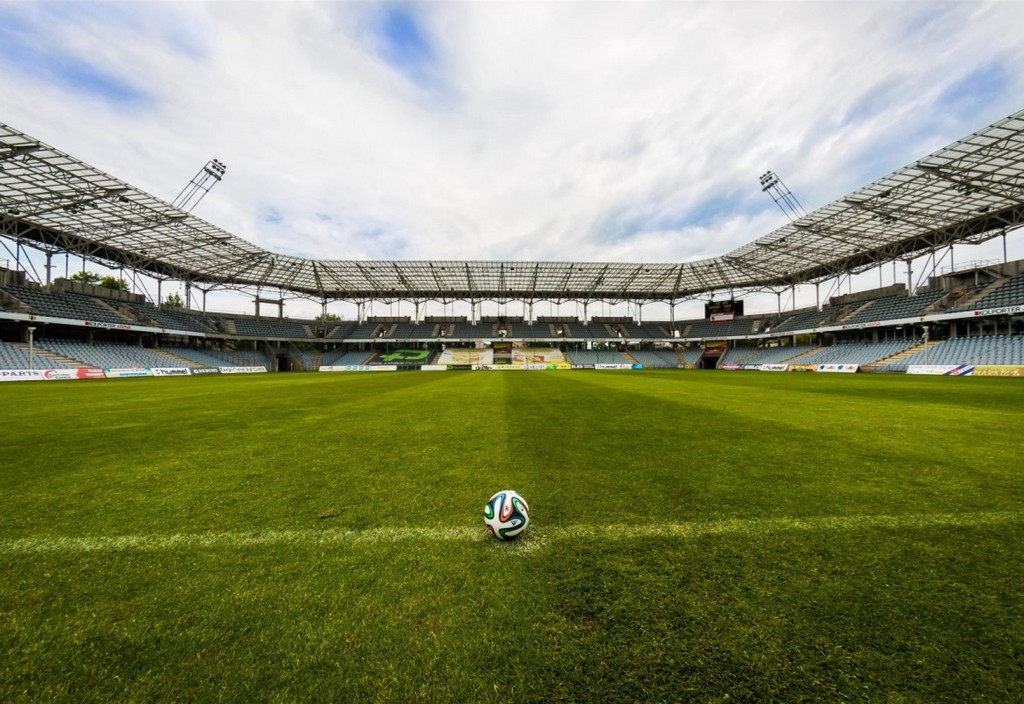 the-ball-stadion-football-stockpack-pixabay.jpg the ball, stadion, football