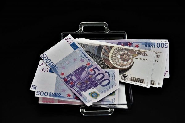 money suitcase, paper money, play money