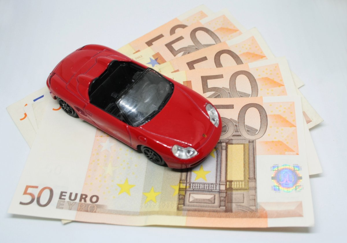 machine-ferrari-toy-car-stockpack-pixabay.jpg machine, ferrari, toy car
