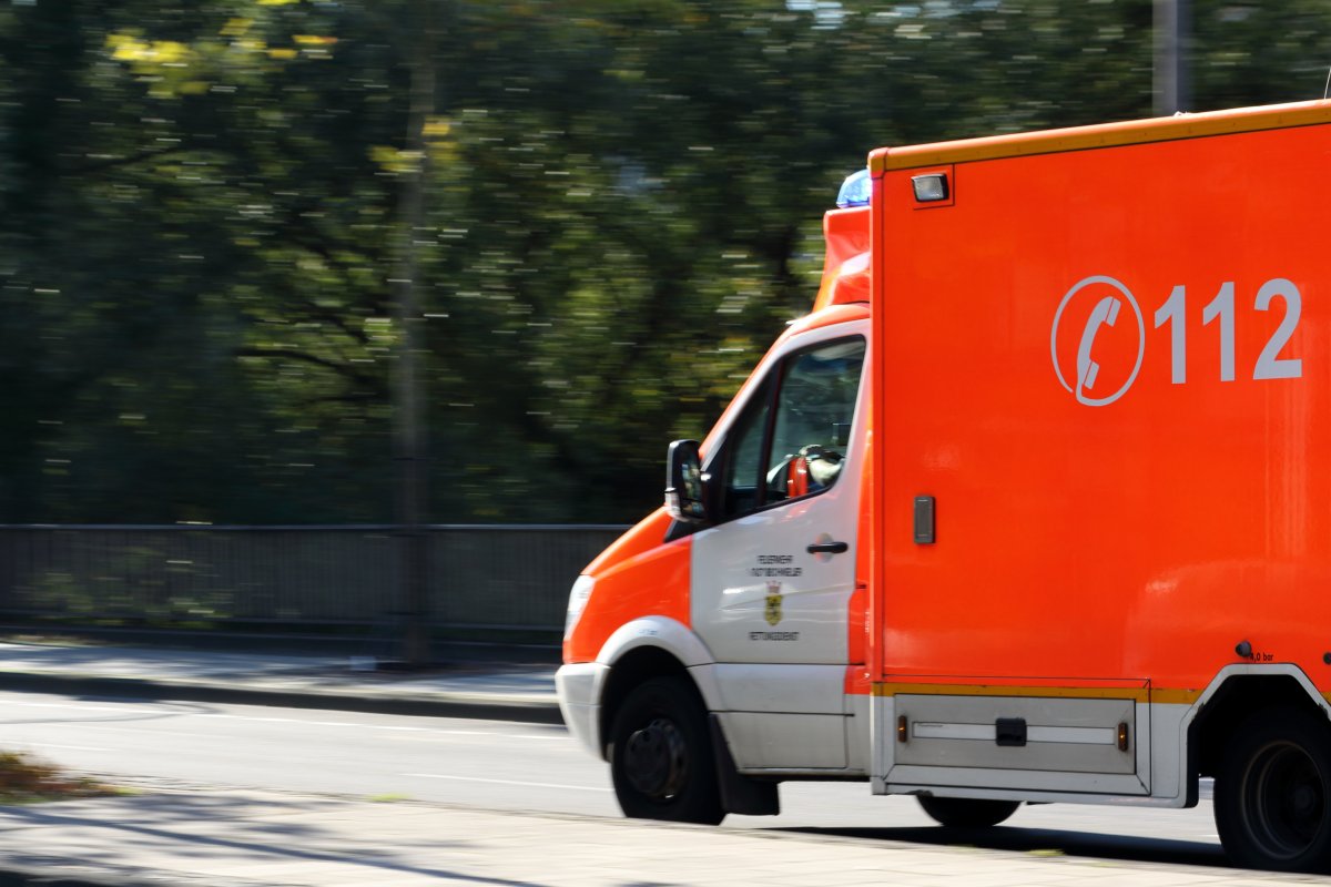 ambulance-fire-112-stockpack-pixabay.jpg ambulance, fire, 112