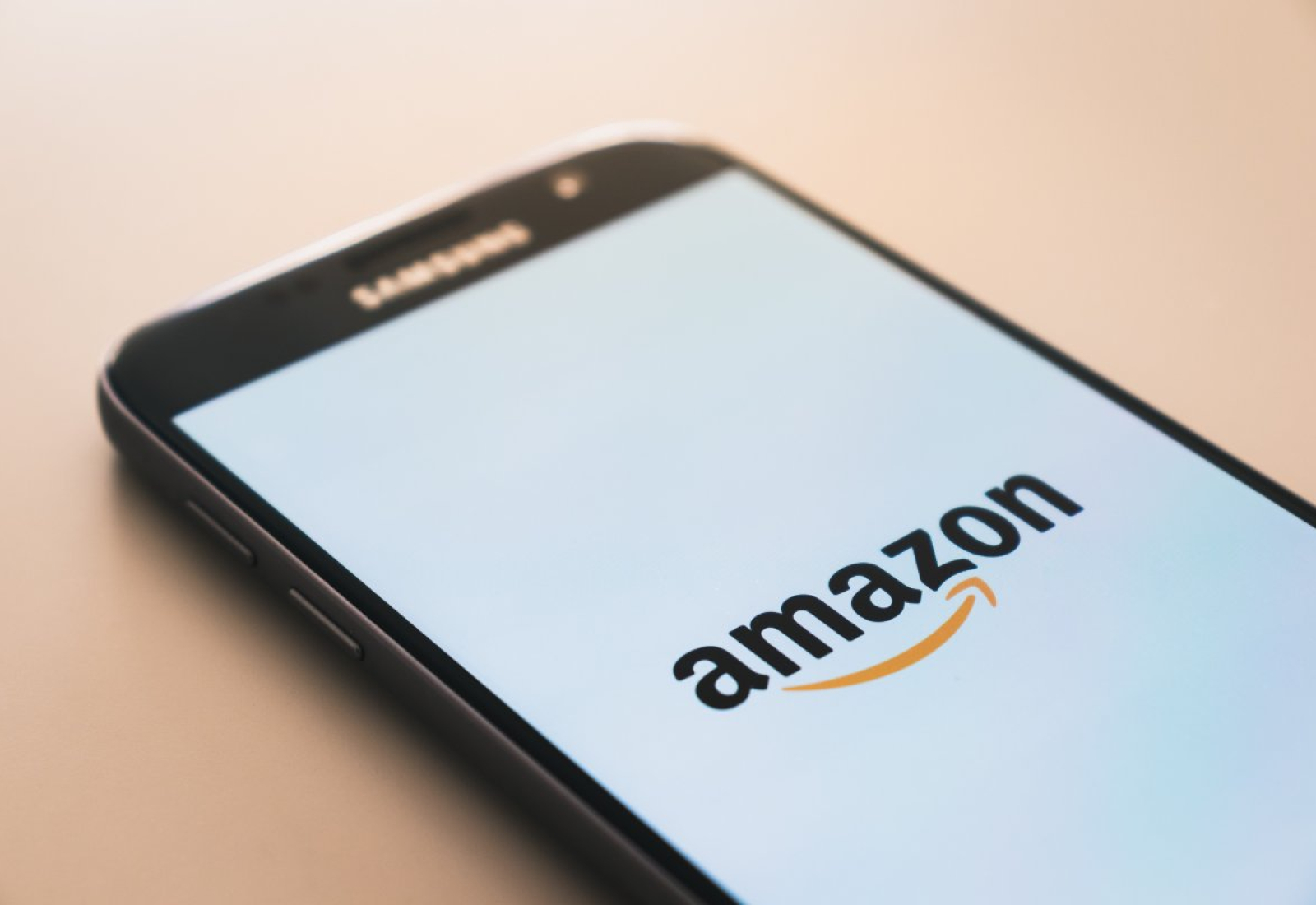 black-samsung-galaxy-smartphone-displaying-amazon-logo-stockpack-unsplash.jpg black Samsung Galaxy smartphone displaying Amazon logo