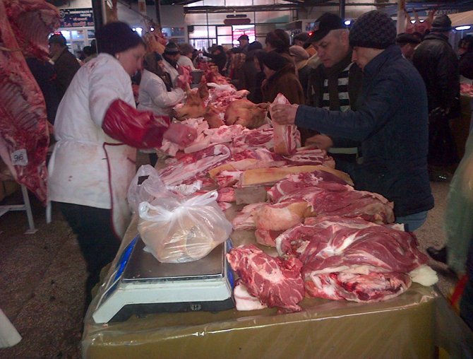 porc piata Porc Piata