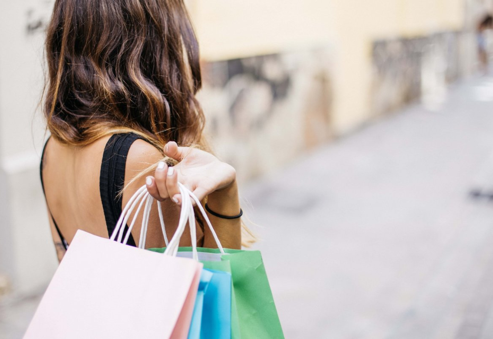 woman-shopping-lifestyle-stockpack-pixabay.jpg woman, shopping, lifestyle