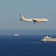 landing-cruise-ship-mediterranean-stockpack-pixabay.jpg landing, cruise ship, mediterranean