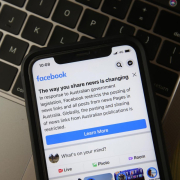 210218134559-facebook-bans-news-sharing-australia 210218134559 Facebook Bans News Sharing Australia