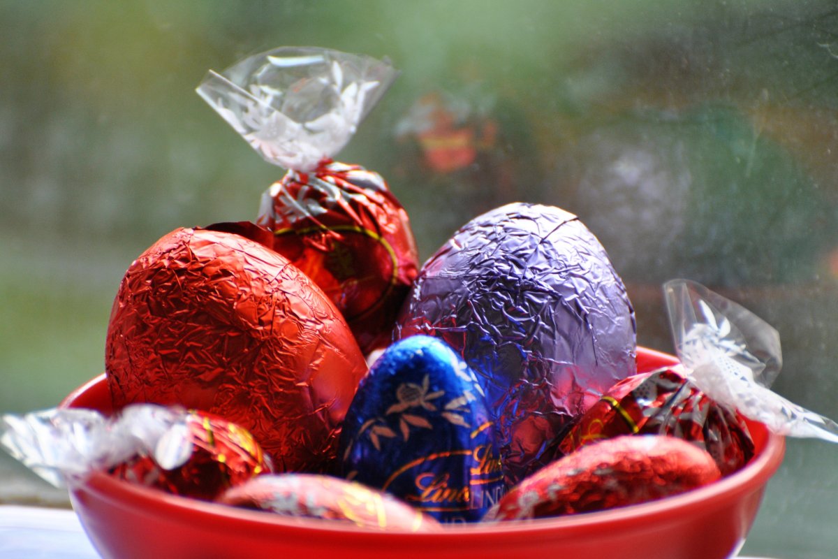estar-eggs-chocolate-red-stockpack-pixabay.jpg estar eggs, chocolate, red