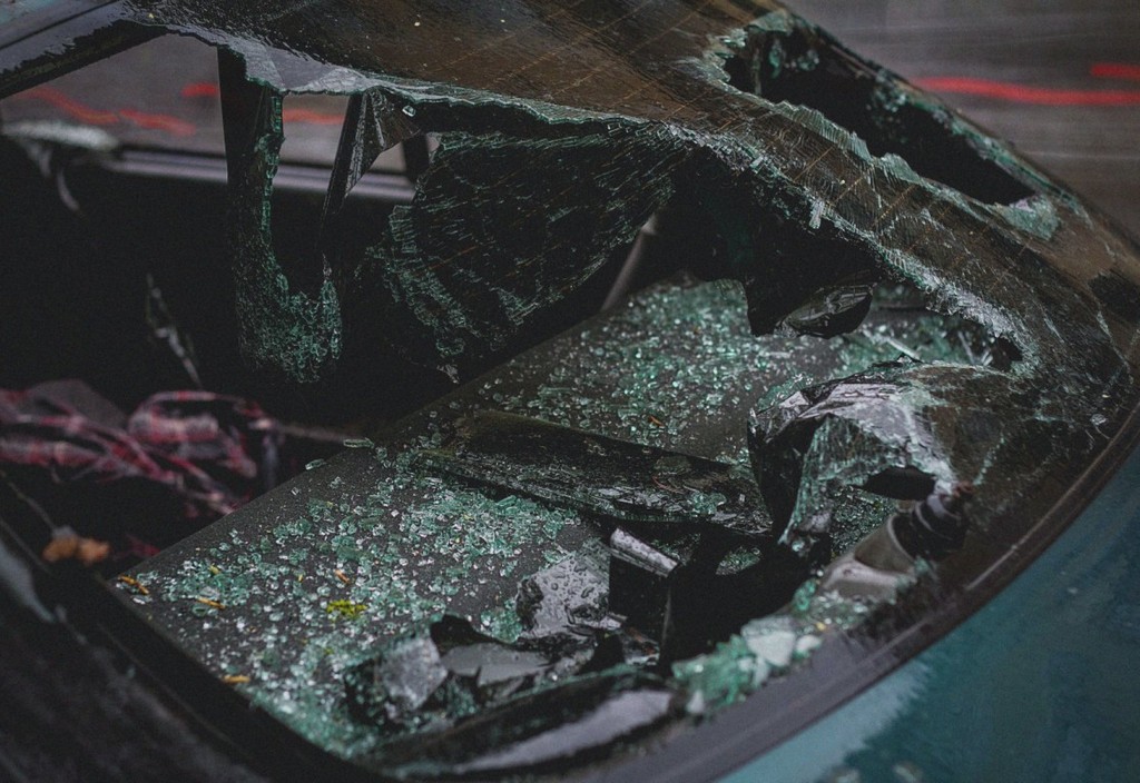 green-car-stockpack-pexels.jpg Green car
