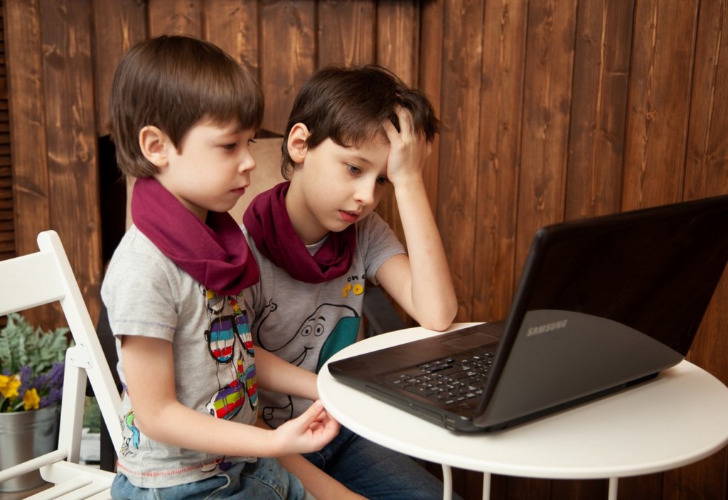 kids-internet-computer-stockpack-pixabay.jpg kids, internet, computer