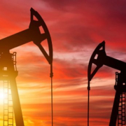 țiței petrol oil Gettyimages 1211915219 170667a 1 881885 1599117624