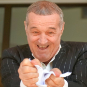 gigi-becali-patron-la-fcsb-echipa-in-liga-i Gigi Becali Patron La Fcsb Echipa In Liga I