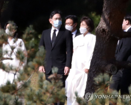 Lee Yonhap News Agency Lee Yonhap News Agency