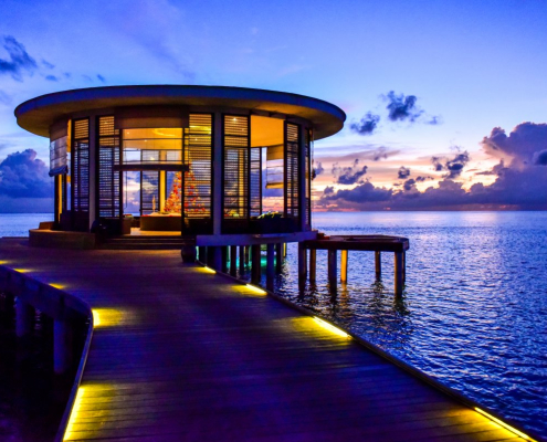 house-on-body-of-water-stockpack-pexels.jpg House on body of water