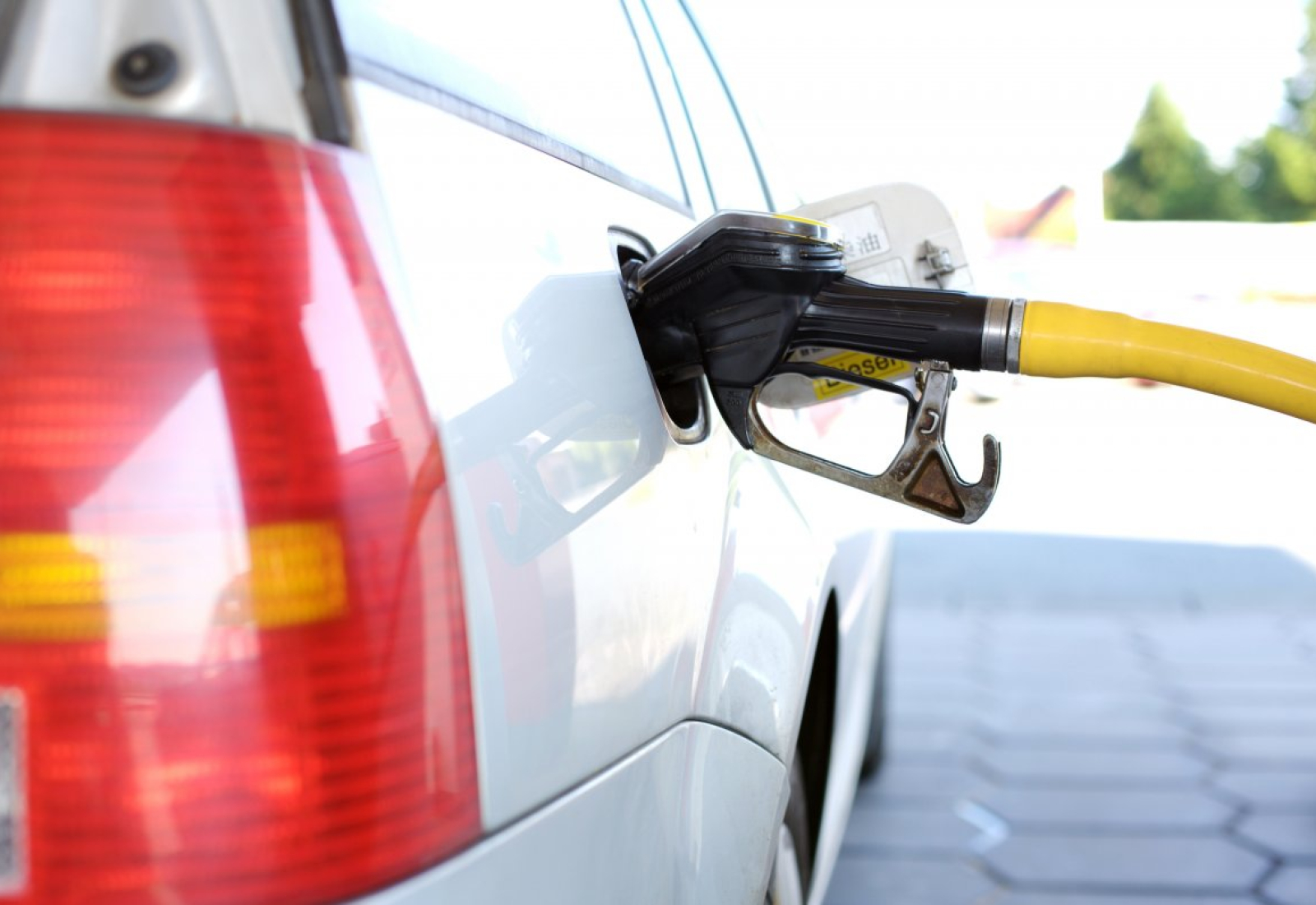 refuel-petrol-stations-gas-pump-stockpack-pixabay.jpg refuel, petrol stations, gas pump