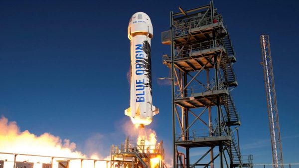 Blue Origin New Shepard Experiment Research Jeff Bezos Texas Launch Reusable