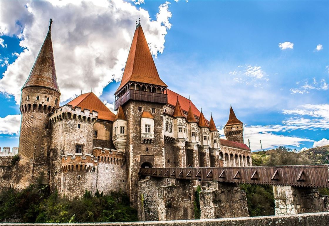 castle-hunyad-castle-the-castle-of-hunedoara-stockpack-pixabay.jpg castle, hunyad castle, the castle of hunedoara