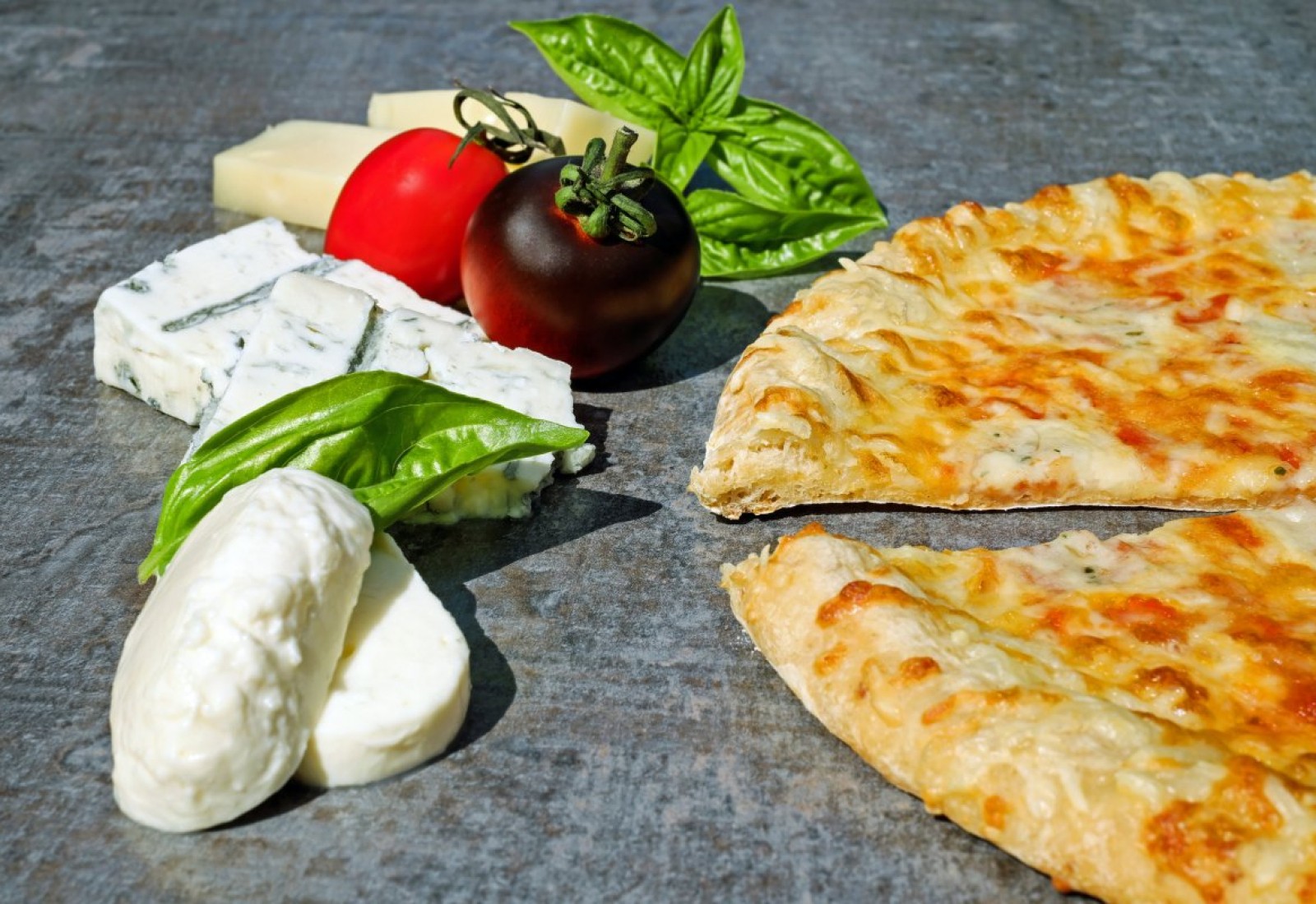 wood-fired-pizzas-pizza-bake-stockpack-pixabay.jpg wood fired pizzas, pizza, bake