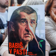 Babis-poster-protesters-800x450 Babis Poster Protesters 800x450