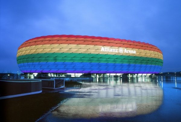 Allianz Arena Curcubeu