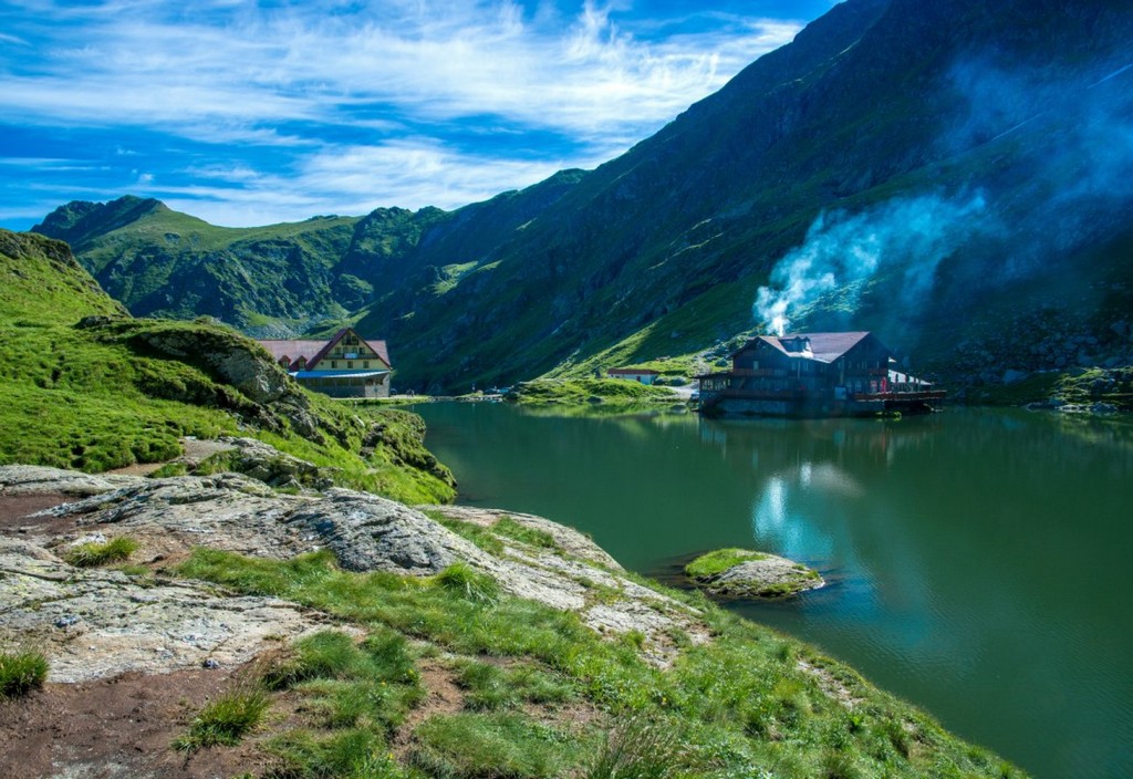 transfagarasan-romania-pass-road-stockpack-pixabay.jpg transfagarasan, romania, pass road
