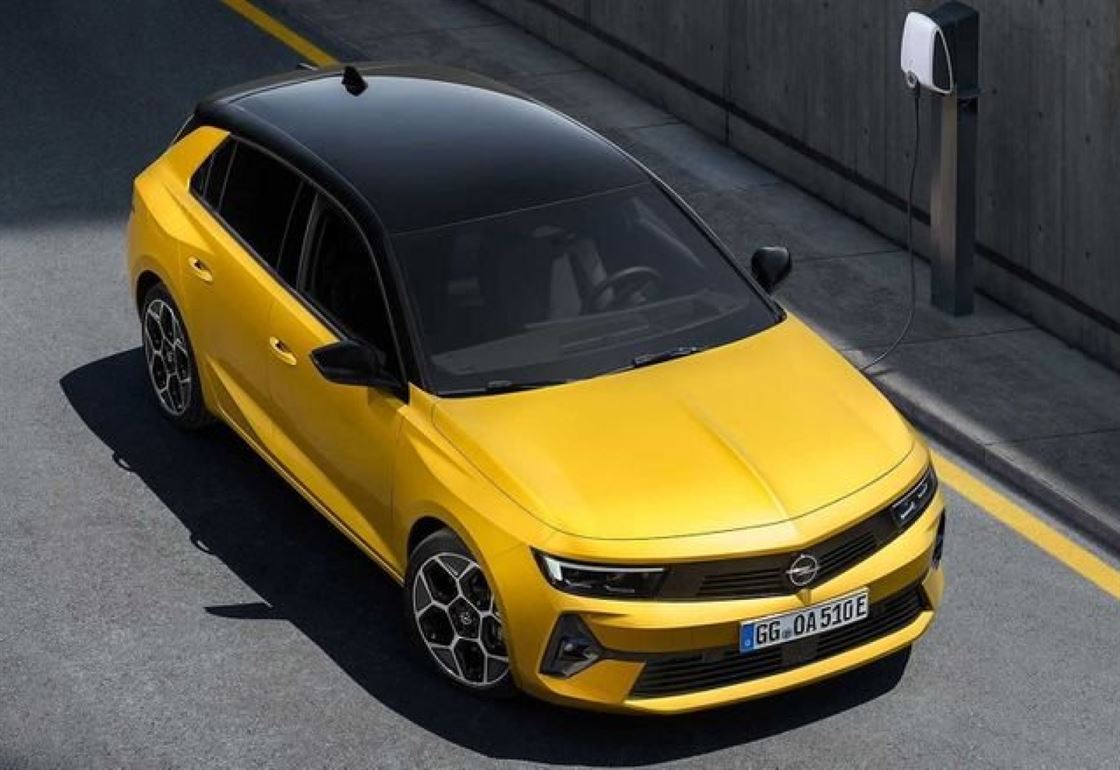 Opel-Astra-2022-06 Opel Astra 2022 06