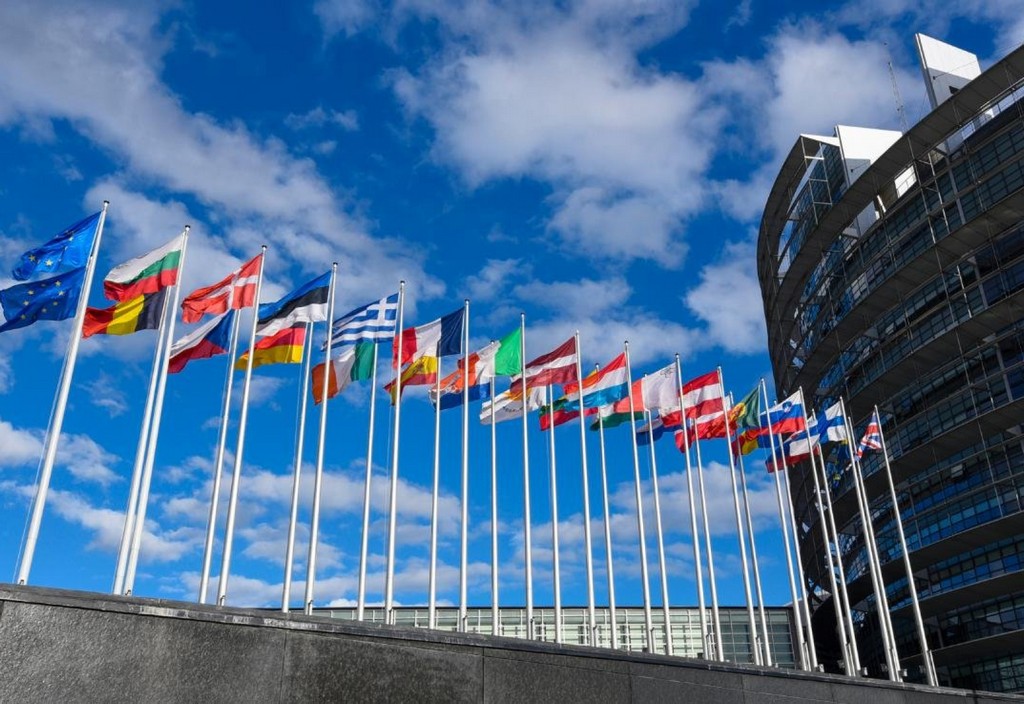 Parlamentul European Parlamentul European