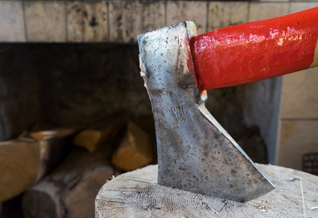 axe-rural-originally-stockpack-pixabay.jpg axe, rural, originally