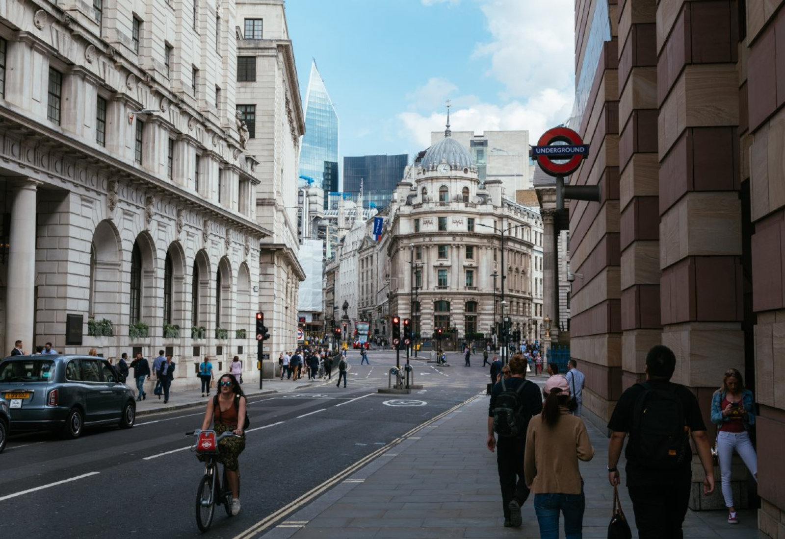 city-of-london-bank-london-stockpack-pixabay.jpg city of london, bank, london