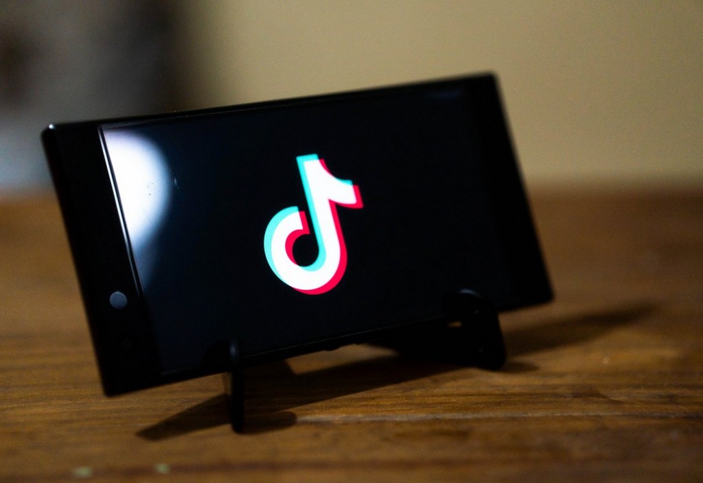 tiktok-app-smartphone-stockpack-pixabay.jpg tiktok, app, smartphone