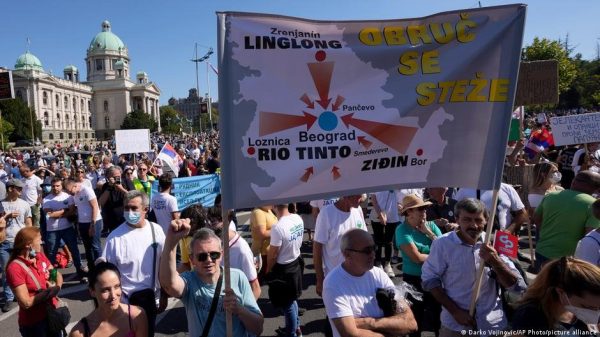 Proteste Belgrad Rio Tinto 1