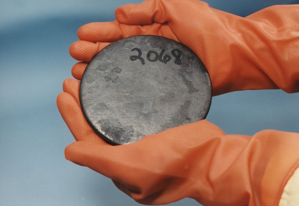 uranium-radioactive-nuclear-stockpack-pixabay.jpg uranium, radioactive, nuclear