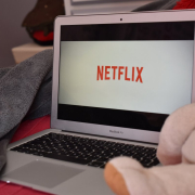 netflix-computer-cousin-stockpack-pixabay.jpg netflix, computer, cousin