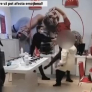 vodafone angajat Vodafone Angajat