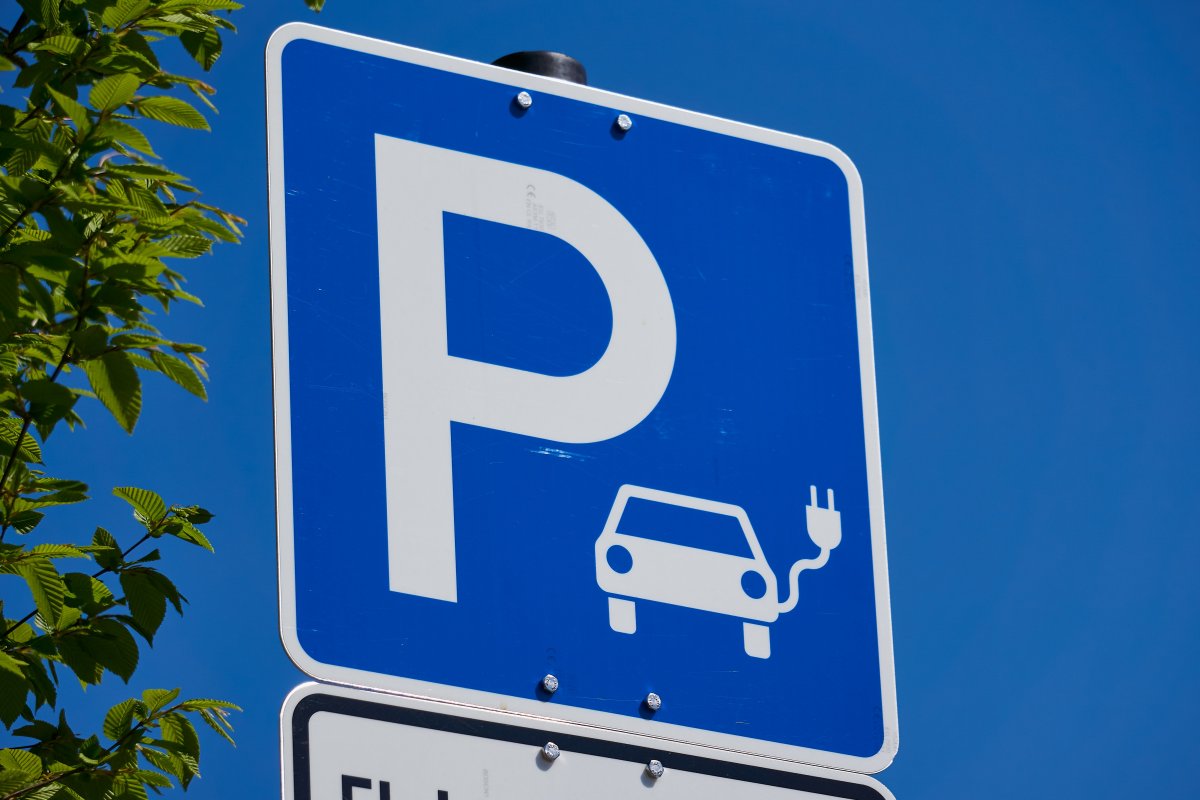 electric mobility, electric car, charging station