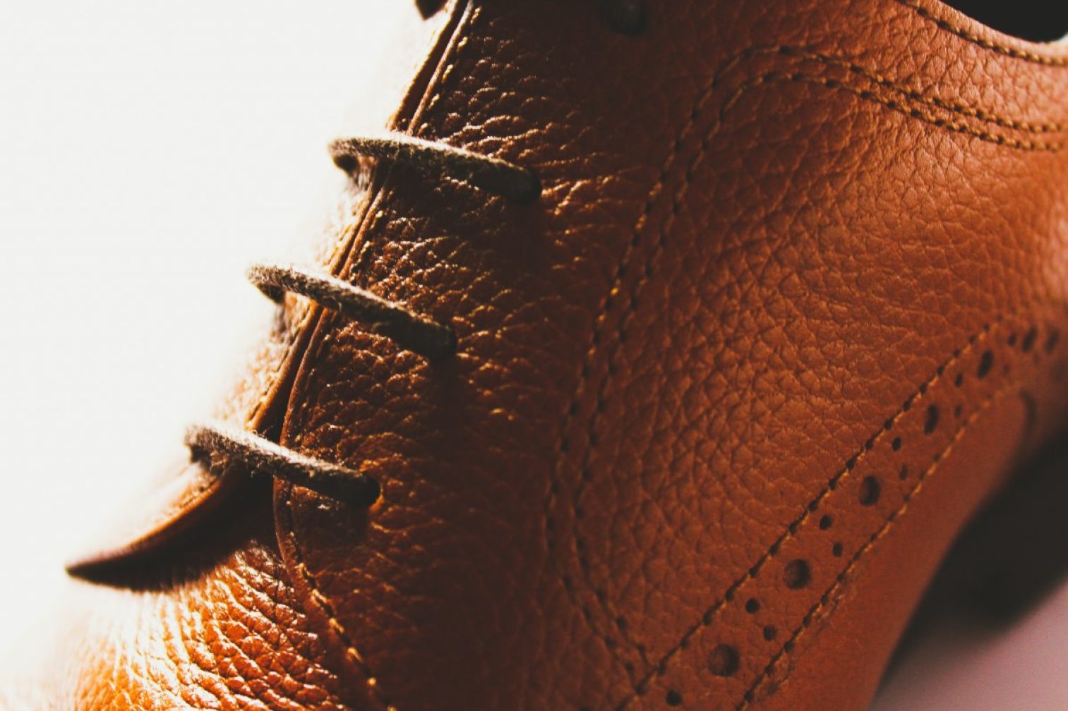 brown leather lace up dress shoes