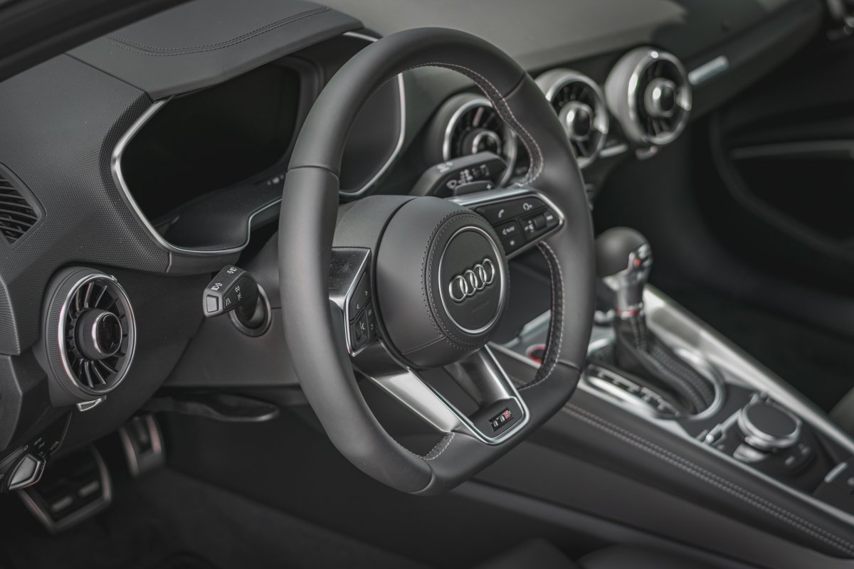car-vehicle-technology-luxury-stockpack-pexels.jpg Car vehicle technology luxury