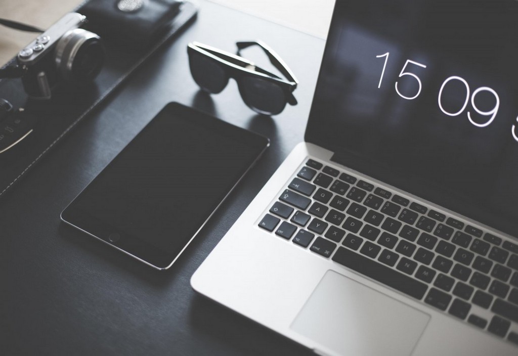 apple, macbook, ipad