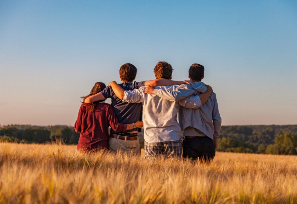 young-people-group-friends-stockpack-pixabay.jpg young people, group, friends