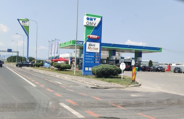 Benzinarie Omv Sibiu Benzina Pompa Statie Carburant Copyright Foto Contactati Www.afaceri.news